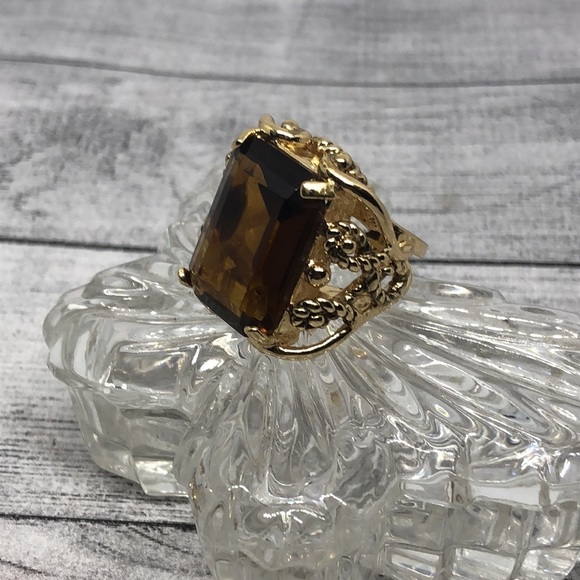 Ralph Lauren Gold Ring with Amber Gemstone - Picture 2 of 10